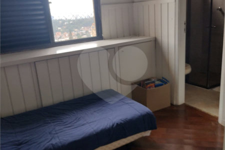 Apartamento à venda com 3 suítes em Vila Suzana, São Paulo, SP