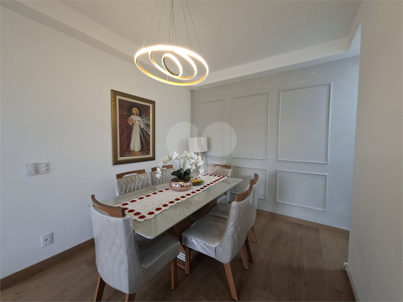 Apartamento à venda com 3 quartos, sendo 1 suíte,  no Centro, Itapetininga, SP