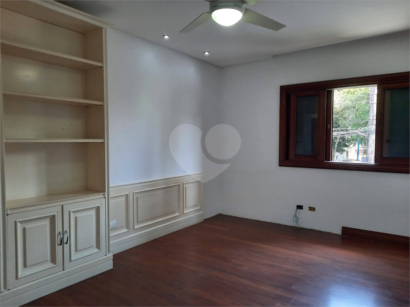Sobrado à venda com 3 quartos, sendo 1 suíte, em City Campo Grande, São Paulo, SP