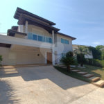Casa à venda com 4 quartos, sendo 2 suítes, no condomínio Terras de Santa Adélia, Vargem Grande Paulista - SP
