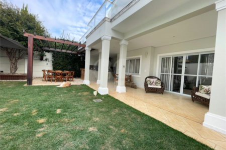 Casa à venda com 3 suítes no condomínio Villagio Di Verona, Vinhedo - SP