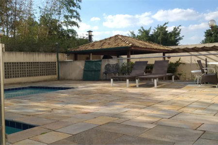 Apartamento à venda com 4 quartos, sendo 2 suítes,  em Jardim Trussardi, São Paulo, SP