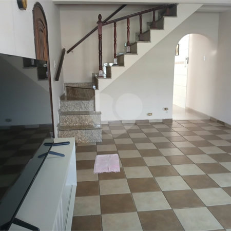 Casa à venda com 4 quartos, sendo 1 suíte, em Jardim Rosa de Franca, Guarulhos, SP
