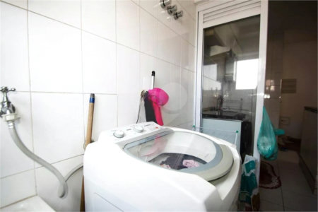 Apartamento à venda com 2 quartos, sendo 1 suíte, em Pinheiros, São Paulo, SP