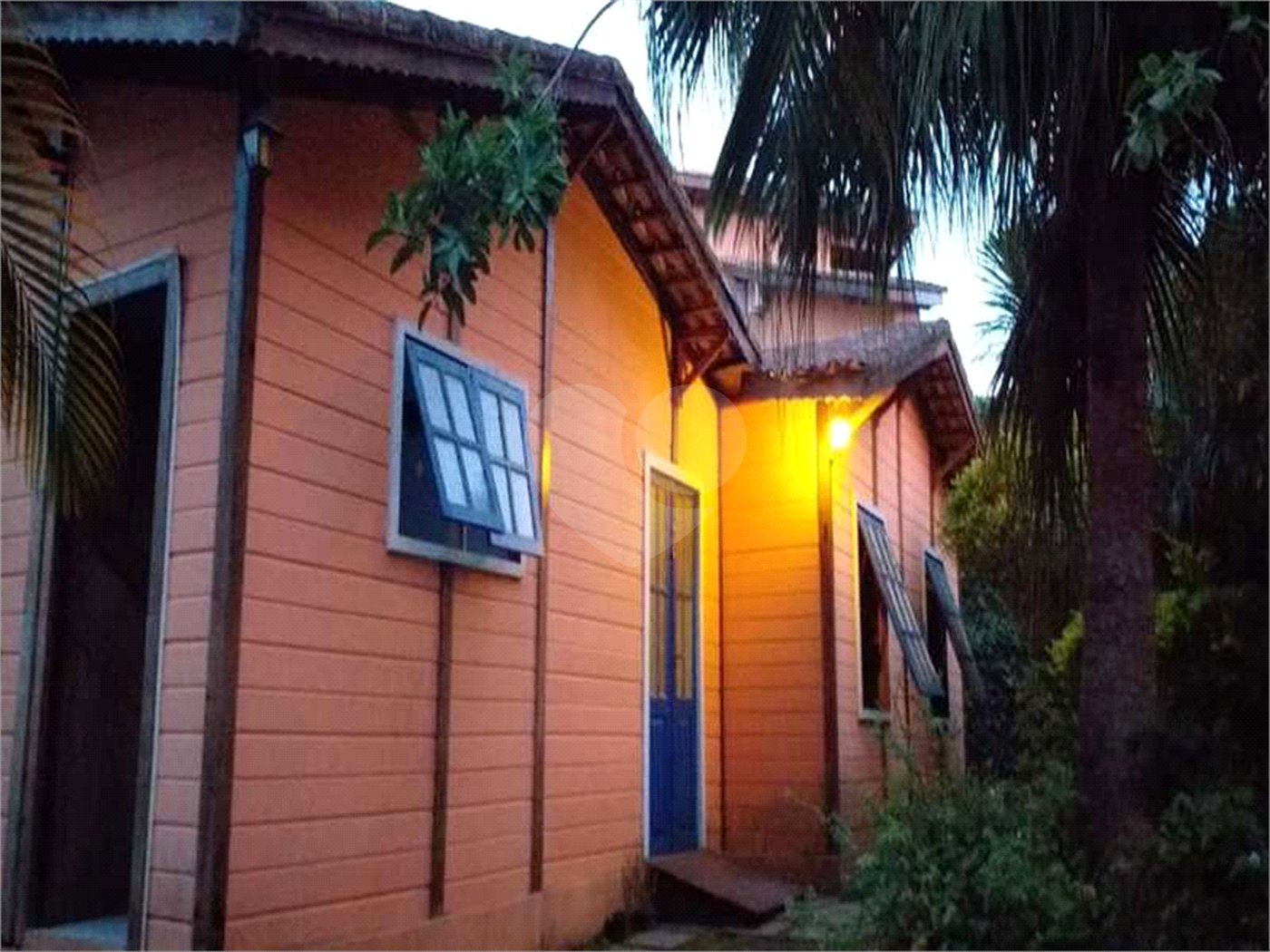 Casa à venda com 4 suítes no condomínio Alpes da Cantareira, Mairiporã - SP