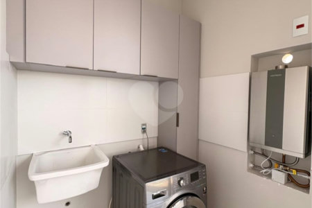 Casa à venda com 3 suítes no condomínio Helena Maria, Sorocaba - SP