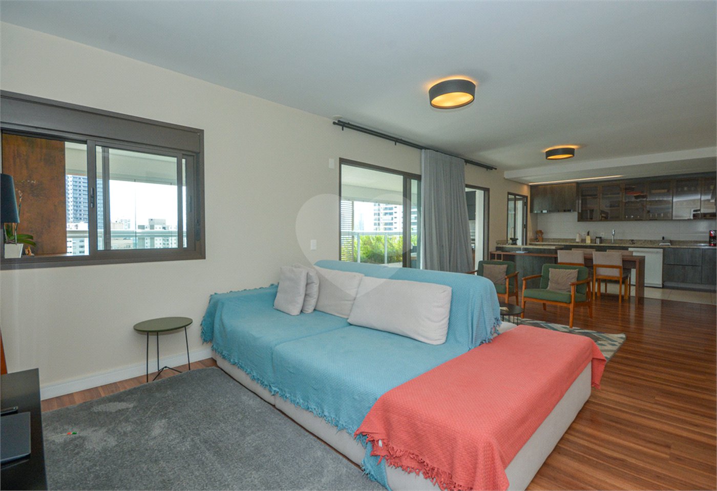 Apartamento à venda com 3 suítes em Brooklin, São Paulo, SP