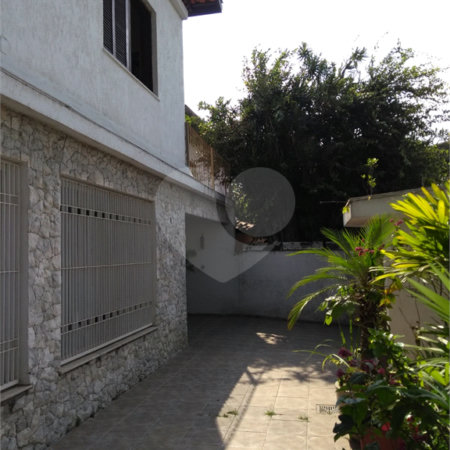 Sobrado à venda com 4 quartos, sendo 1 suíte, em Indianópolis, São Paulo, SP