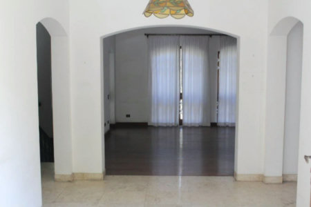 Casa Térrea à venda ou para alugar com 6 suítes em Vila Tramontano, São Paulo, SP