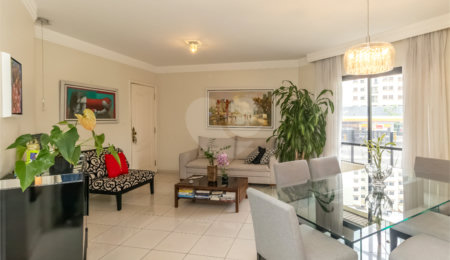 Apartamento à venda com 3 quartos, sendo 1 suíte,  em Vila Clementino, São Paulo, SP