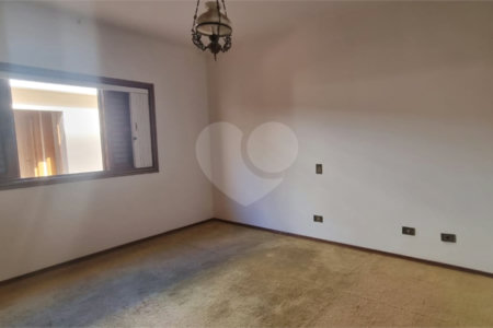 Casa Térrea à venda com 3 quartos, sendo 2 suítes, em Jardim São Paulo(zona Norte), São Paulo, SP