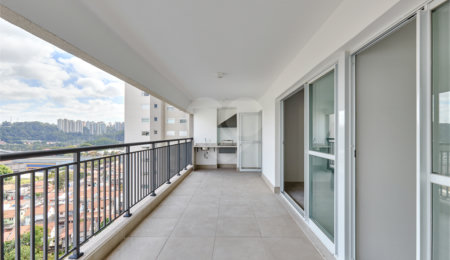 Apartamento à venda com 4 quartos, sendo 2 suítes,  em Santo Amaro, São Paulo, SP
