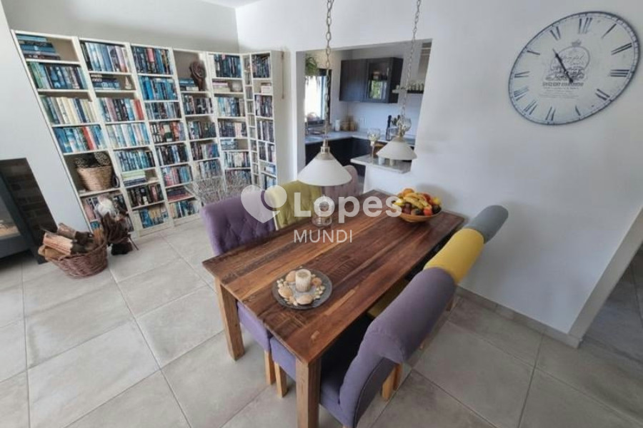 Casa com 3 quartos à venda em Mexilhoeira Grande, Portimão, Portugal – Piscina