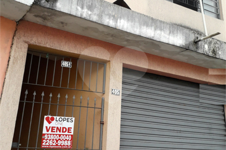 Casa à venda com 3 quartos, sendo 1 suíte, no condomínio Luís de Oliveira Bulhões, São Paulo - SP