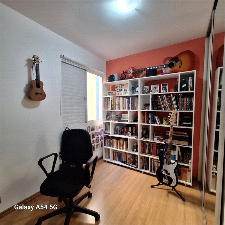 Casa à venda com 3 quartos, sendo 1 suíte, no condomínio Smallville, São Paulo - SP