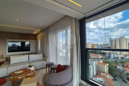 Apartamento à venda com 3 suítes em Jardim Faculdade, Sorocaba, SP