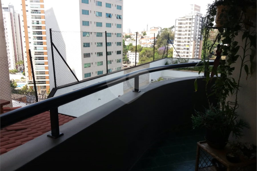Apartamento à venda com 3 quartos, sendo 1 suíte,  em Santana, São Paulo, SP