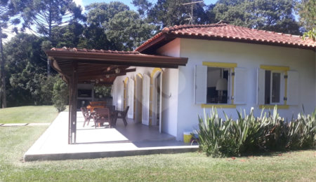 Chácara à venda com 3 quartos, sendo 2 suítes, em Vila Darcy Penteado (mailasqui), São Roque, SP