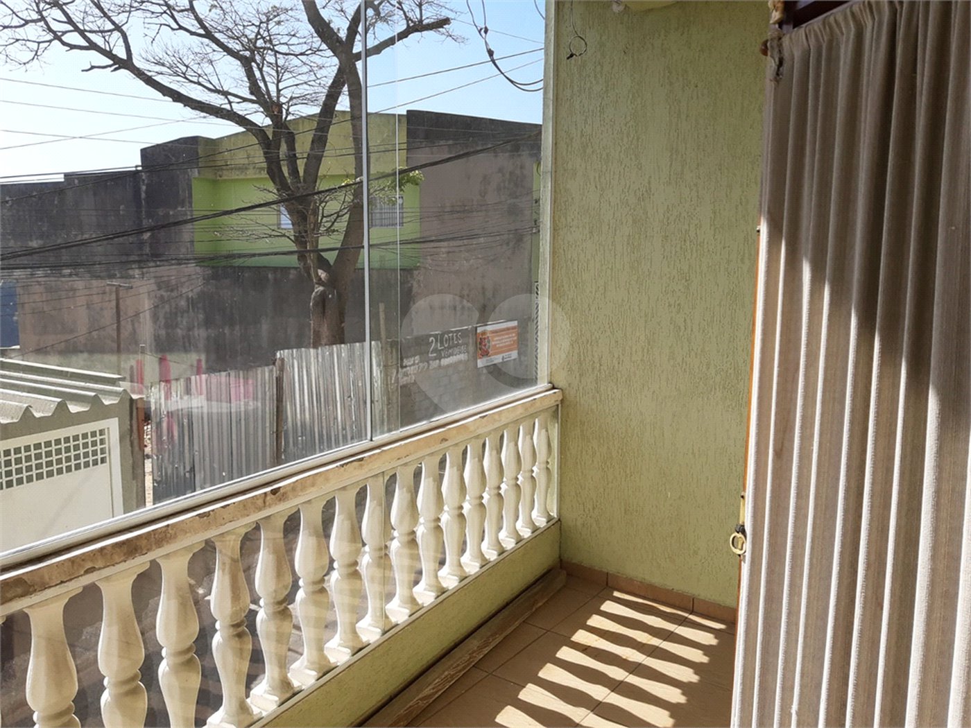 Sobrado à venda com 2 quartos, sendo 1 suíte, em Tremembé, São Paulo, SP