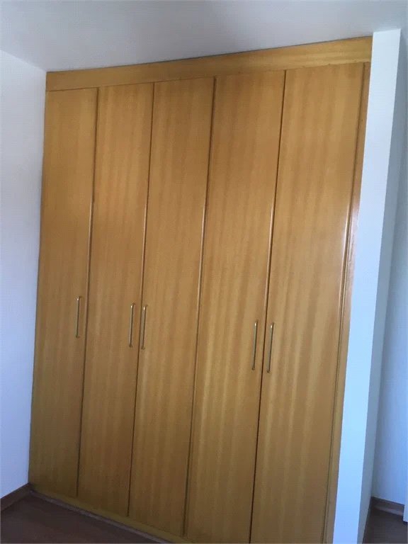 Apartamento à venda com 3 quartos, sendo 1 suíte,  em Vila Andrade, São Paulo, SP