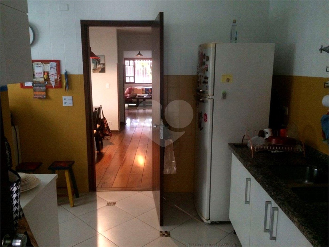 Sobrado à venda com 3 quartos, sendo 1 suíte, em Jardim das Vertentes, São Paulo, SP