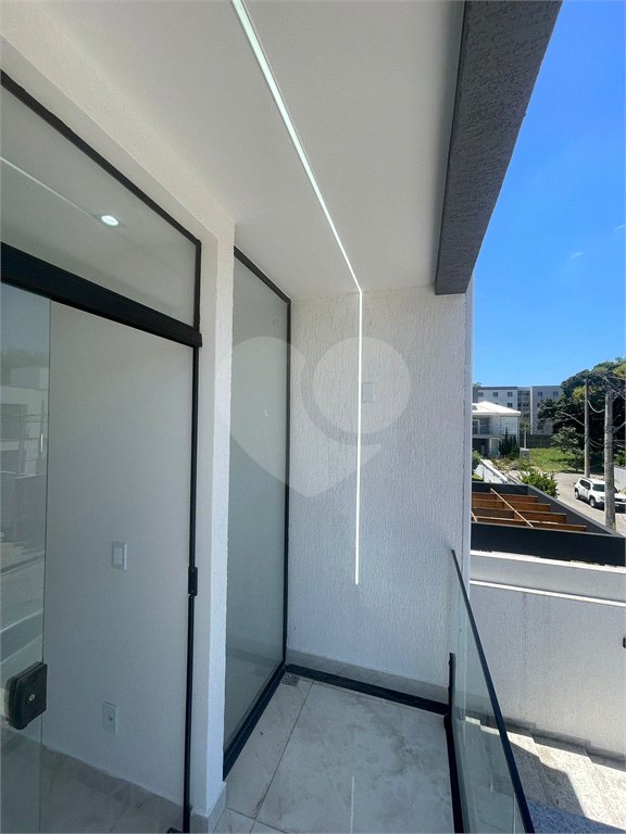 Casa à venda com 3 quartos, sendo 2 suítes, no condomínio Grand Park, Rio de Janeiro - RJ