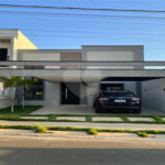 Casa à venda com 3 quartos, sendo 1 suíte, no condomínio Vila Paraty, Indaiatuba - SP