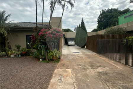 Casa à venda com 6 suítes em Pedro Juan Caballero, Amambay