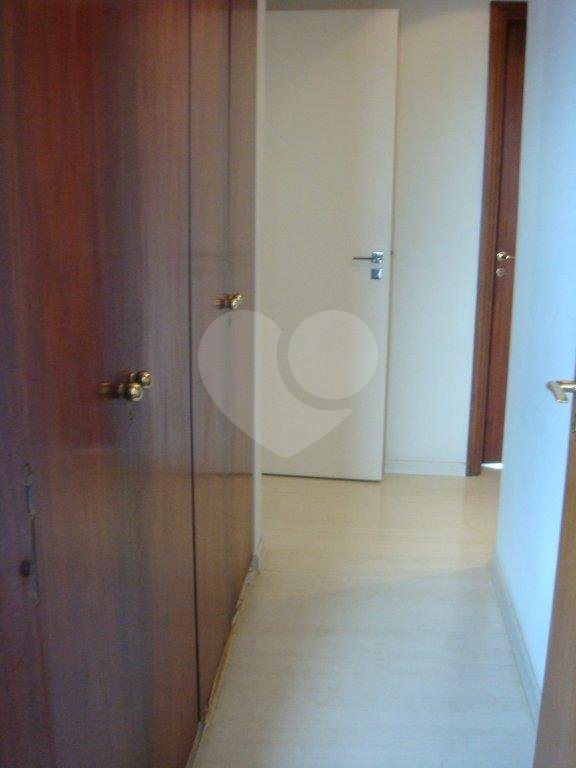 Apartamento à venda com 4 suítes em Vila Andrade, São Paulo, SP