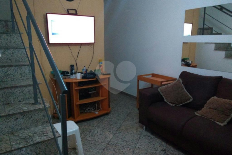 Sobrado à venda com 3 quartos, sendo 1 suíte, em Vila Guilherme, São Paulo, SP