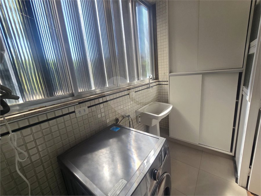Apartamento à venda ou para alugar com 2 quartos, sendo 1 suíte, em Leblon, Rio de Janeiro, RJ