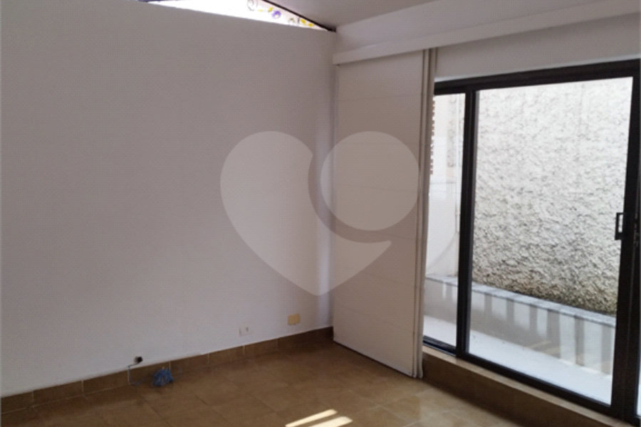 Casa para alugar com 2 quartos, sendo 1 suíte,  em Jabaquara, São Paulo, SP