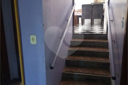 Casa à venda com 4 quartos, sendo 1 suíte, em Campo Grande, Rio de Janeiro, RJ