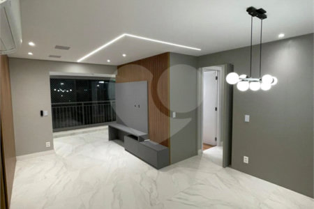 Apartamento à venda ou para alugar com 3 quartos, sendo 1 suíte, em Parque Industrial Tomas Edson, São Paulo, SP
