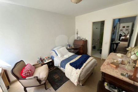 Apartamento à venda com 3 quartos, sendo 2 suítes,  em Jardim Paulista, São Paulo, SP