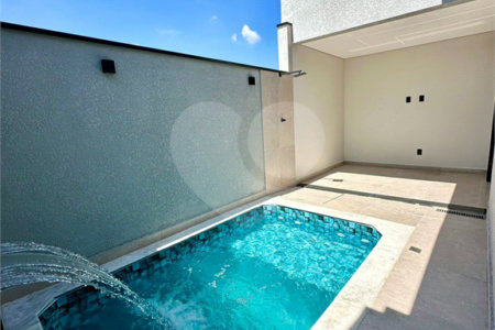 Casa à venda com 3 quartos, sendo 1 suíte, no condomínio Horto Florestal Villagio, Sorocaba - SP