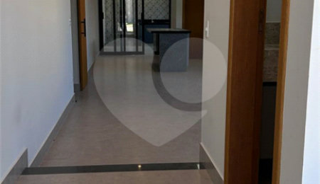 Casa à venda com 4 quartos, sendo 3 suítes,  no condomínio Residencial Mont'alcino, Valinhos - SP