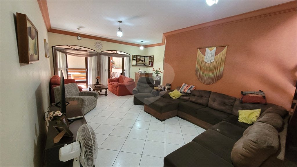 Casa em Condomínio, no Parque Sabará