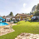 Casa com 3 dormitórios à venda, 276 m² por R$ 700.000,00 - Vitória Régia - Atibaia/SP