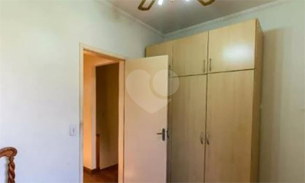 Casa à venda com 2 quartos, sendo 1 suíte,  no condomínio Village Palmas, São Paulo - SP