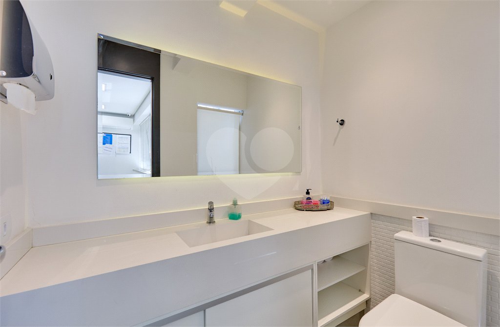 Sala comercial á venda em Santo Amaro, São Paulo - SP
