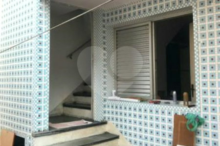 Casa à venda com 4 quartos, sendo 1 suíte, em Vila Dom Pedro I, São Paulo, SP