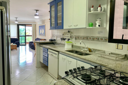 Apartamento à venda com 3 quartos, sendo 2 suítes, em Riviera, Bertioga, SP