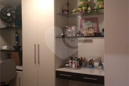Apartamento à venda com 3 quartos, sendo 1 suíte,  em Rio Pequeno, São Paulo, SP