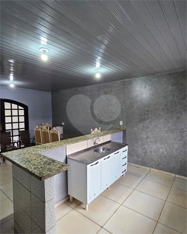 Casa à venda com 3 quartos, sendo 1 suíte, no Centro, Ponta Porã, MS