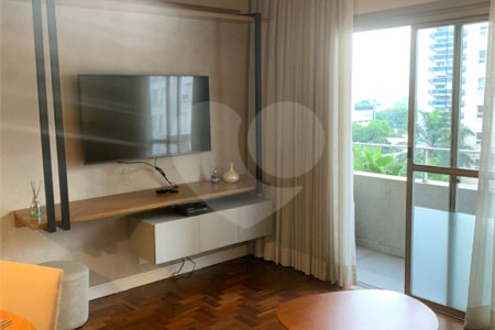 Apartamento para alugar com 2 quartos, sendo 1 suíte,  em Vila Olímpia, São Paulo, SP