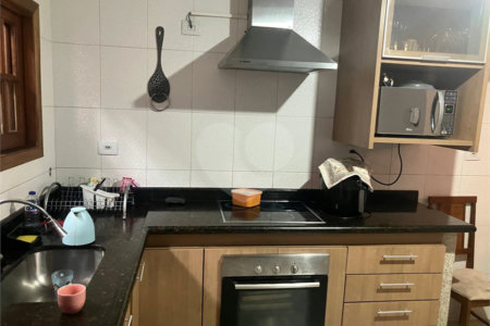 Casa Térrea à venda com 3 quartos em Vila Nivi, São Paulo, SP