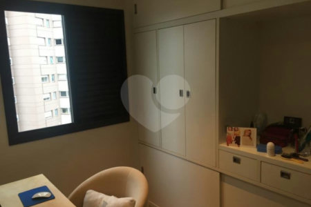 Apartamento à venda com 2 quartos em Vila Andrade, São Paulo, SP