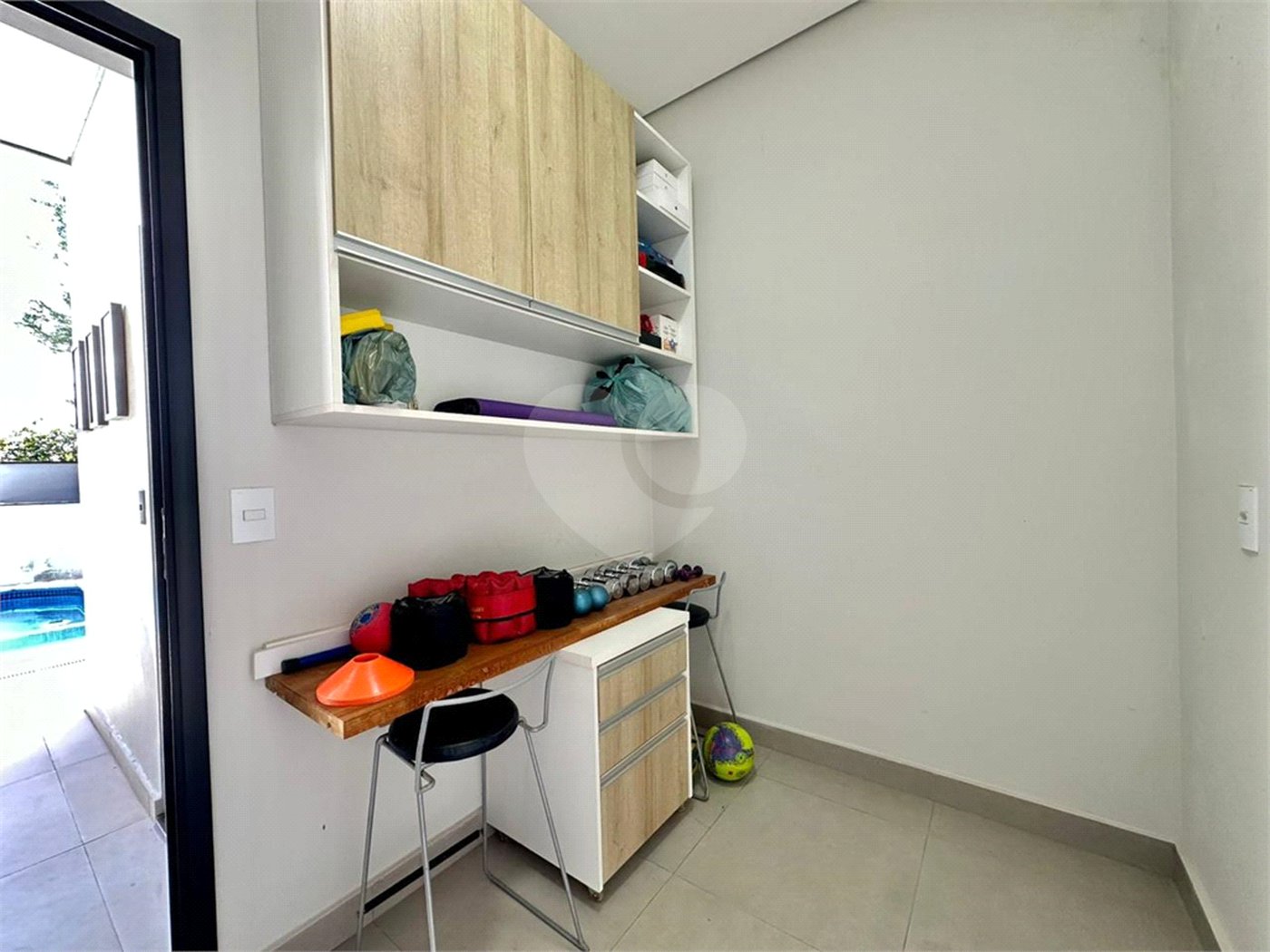 Condomínio à venda com 4 quartos, sendo 3 suítes,  em Bairro da Vossoroca, Sorocaba, SP