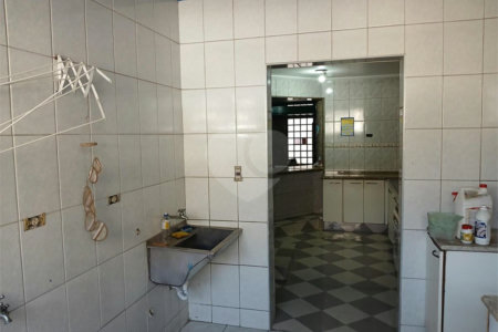 Casa à venda com 3 quartos, sendo 2 suítes, em Parque América, São Paulo, SP